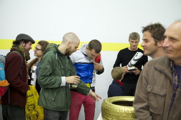 Le devin loin du village